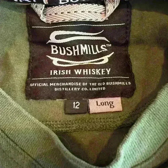 Bushmills whiskey tee shirt size small, Irish whiskey, adult small, see photos - Picture 4 of 5